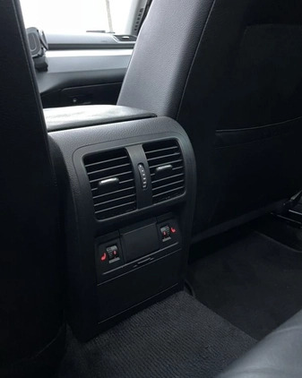 Volkswagen Passat cena 37000 przebieg: 268000, rok produkcji 2010 z Wrocław małe 379